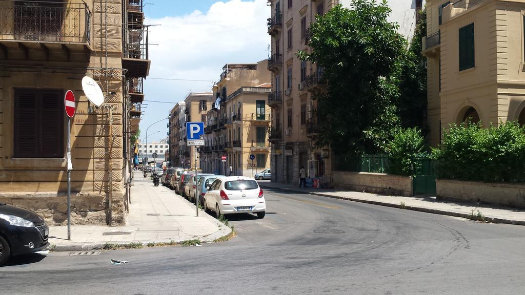 Villa Stazione Marinuzzi Palermo Exterior foto
