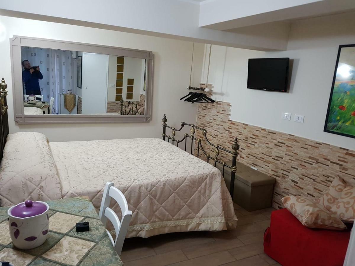 Villa Stazione Marinuzzi Palermo Exterior foto